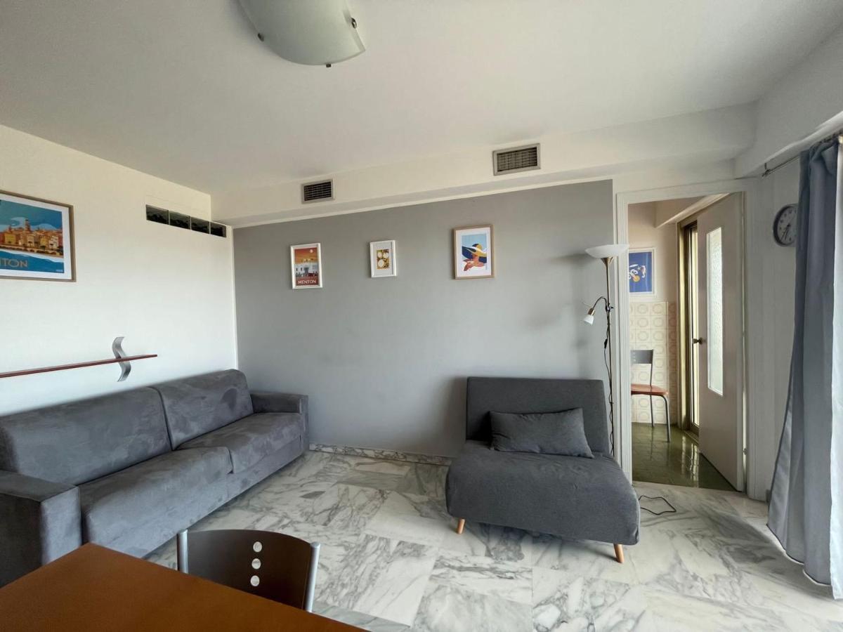 Studio Climatise Avec Terrasse Face Mer A Menton - Fr-1-196-208 Eksteriør bilde